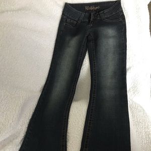 Super low boot cut stretch jeans